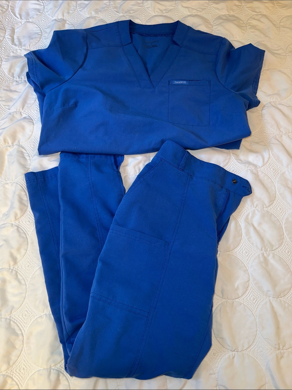 Jaanuu Navy Scrub Set
